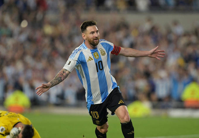 Messi tỏa sáng rực rỡ trong ngày Argentina vùi dập Bolivia