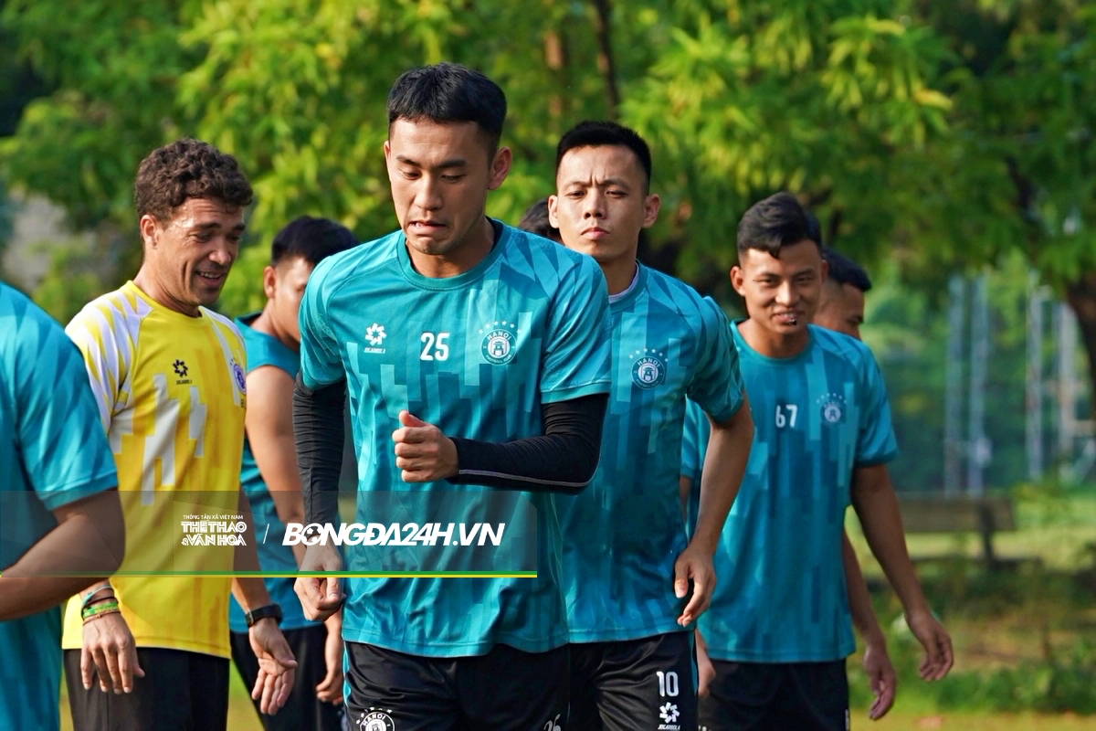 Văn Quyết đặt mục tiêu cùng Hà Nội FC giành điểm trước CAHN 4