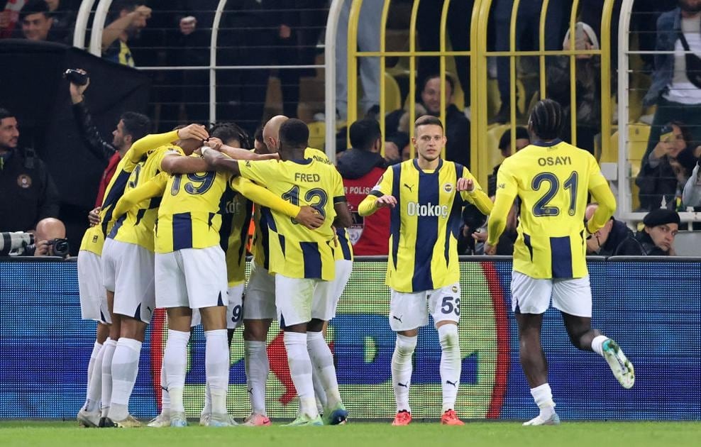 fenerbahce_sk_v_manchester_unite