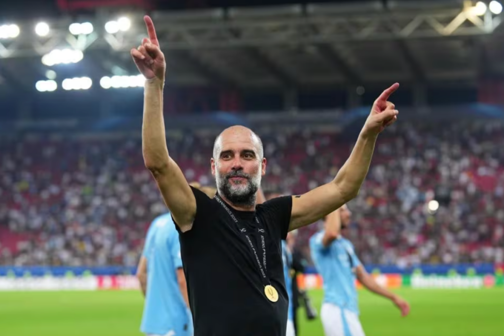 HLV Pep Guardiola huong den cu an 5 trong nam 2023