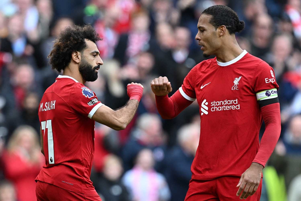 Liverpool dang tien hanh dam phan voi Virgil Van Dijk