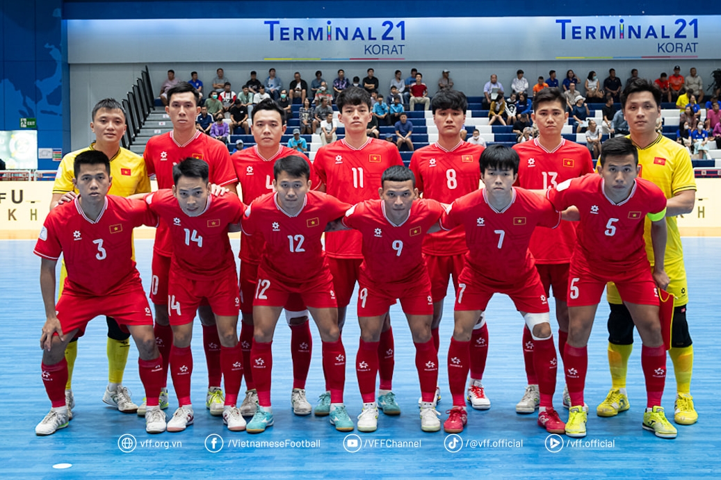 dT futsal Viet Nam buoc vao tran ban ket dong Nam a