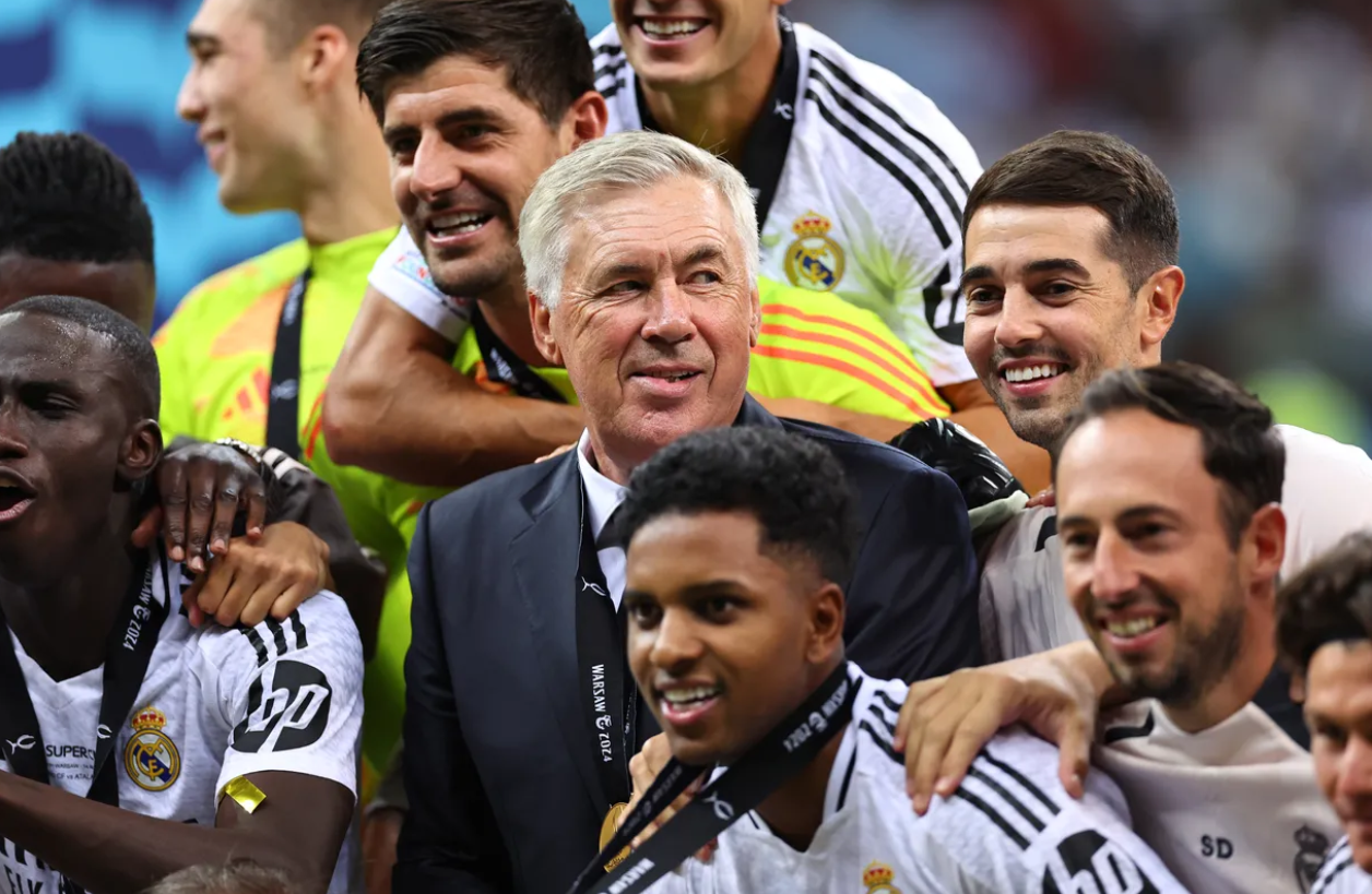 Carlo Ancelotti Chú gấu vĩ đại không biết nóng giận 3