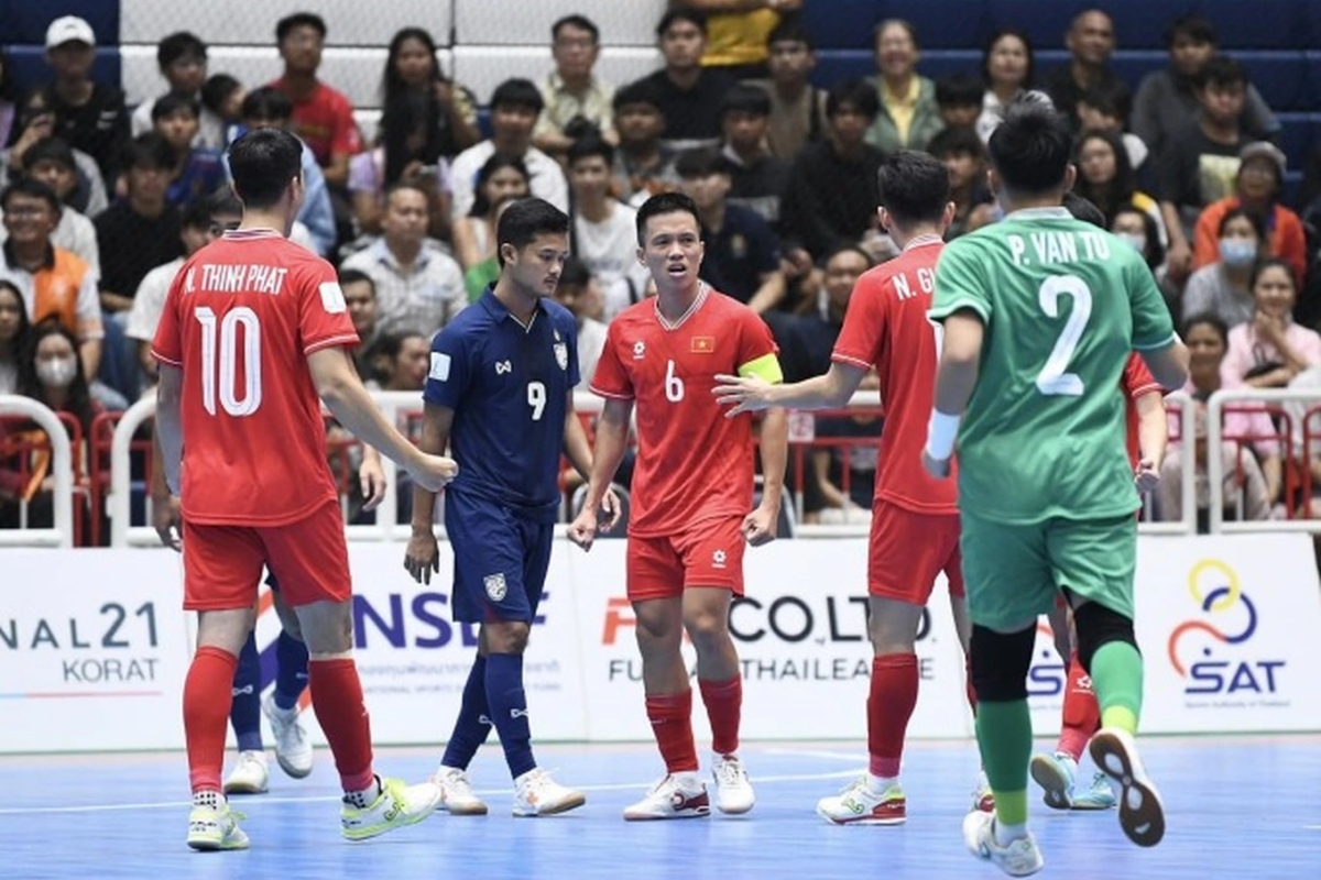 Pham duc Hoa dT futsal Viet Nam