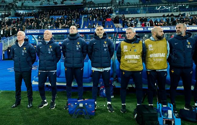 Didier Deschamps và bài toán chuyển giao thế hệ tại ĐT Pháp 3