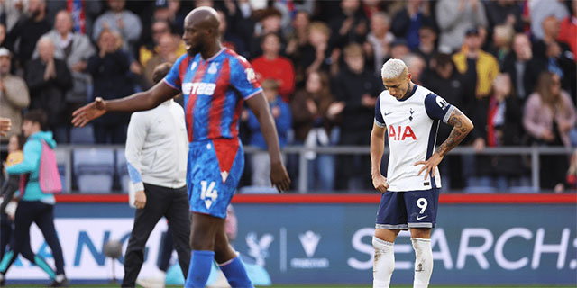 Thắng lợi đầu tiên của Crystal Palace ở Premier League mùa này là trước Tottenham