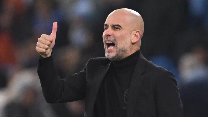 Pep Guardiola chọn ở lại với Man City vào thời điểm đen tối nhất